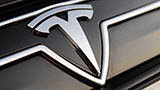 Guida autonoma sviluppata in-house per Tesla