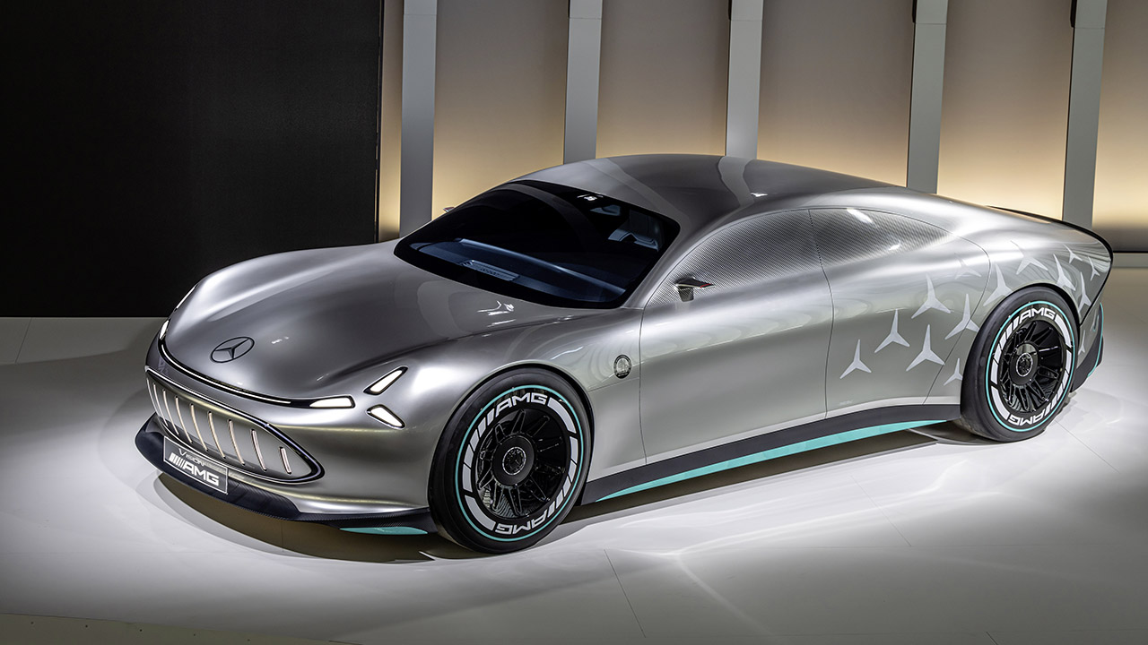 Mercedes punta all'elettrico anche per le performance: ecco Vision AMG