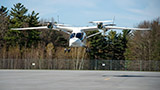 L'aerotaxi elettrico Alia-250 Eva ha volato per la prima volta nell'area di New York