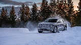 Audi condivide le prime immagini del SUV Q6 e-tron