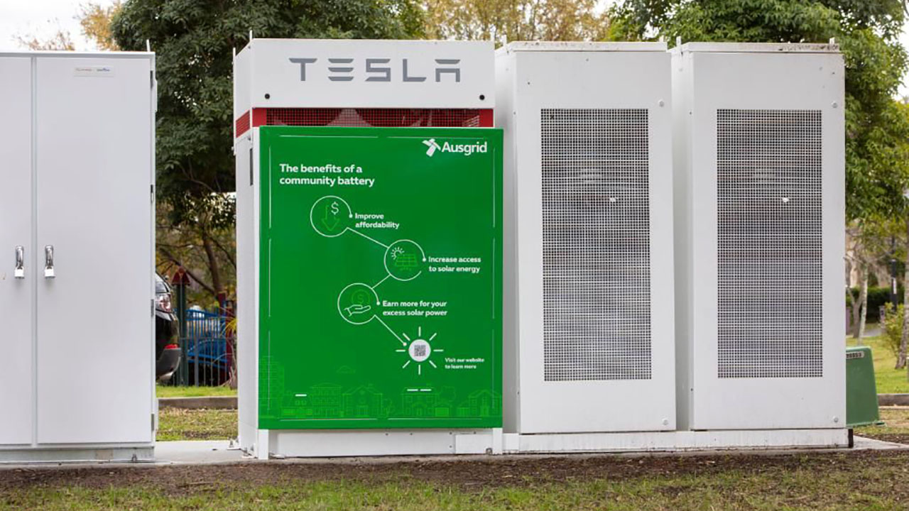 Altro geniale progetto di Tesla: in Australia ha installato la "batteria di vicinato"