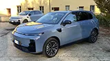 Primo test drive con Leapmotor B10: le cinesi cos&igrave; fanno paura | Video
