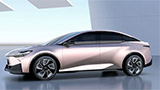 Toyota ha un'auto elettrica che va a ruba: piattaforma di casa, anima di BYD