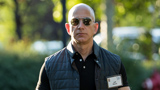 Bezos: l'intelligenza artificiale vive una bolla industriale, diversa da quelle finanziarie