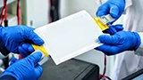 In Cina hanno scoperto come triplicare la densit&agrave; energetica delle normali batterie al litio