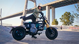 BMW Motorrad inizia la produzione della moto elettrica urbana CE 02