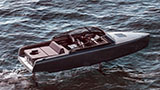Vorresti provare la barca elettrica che vola sull'acqua? Sarà presto disponibile in boat sharing