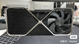 Il prototipo del dissipatore a 4 slot di NVIDIA messo in vendita per quasi 115.000 euro