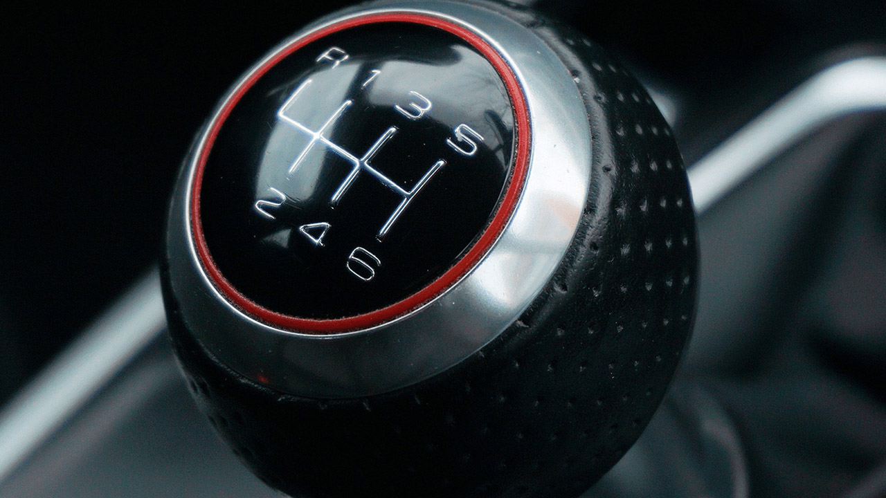 Toyota vuole creare un finto cambio manuale (con finta frizione) per le auto elettriche