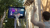 Huupe smart basket, sfide mondiali, allenamenti individuali e streaming, con il display nel tabellone