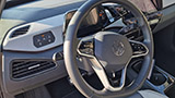 Cortocircuito Volkswagen: stop ai comandi touch sul volante, si torna ai tasti fisici