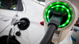 Auto elettriche: secondo le stime vendite +35% a fine 2023, 100 milioni nel 2026