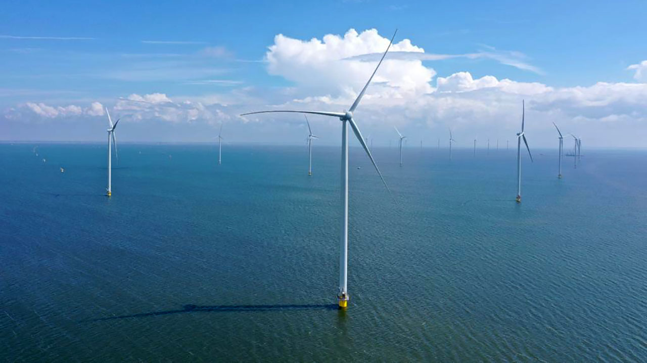 È attivo Windpark Fryslân, il parco eolico in acqua dolce più grande del mondo