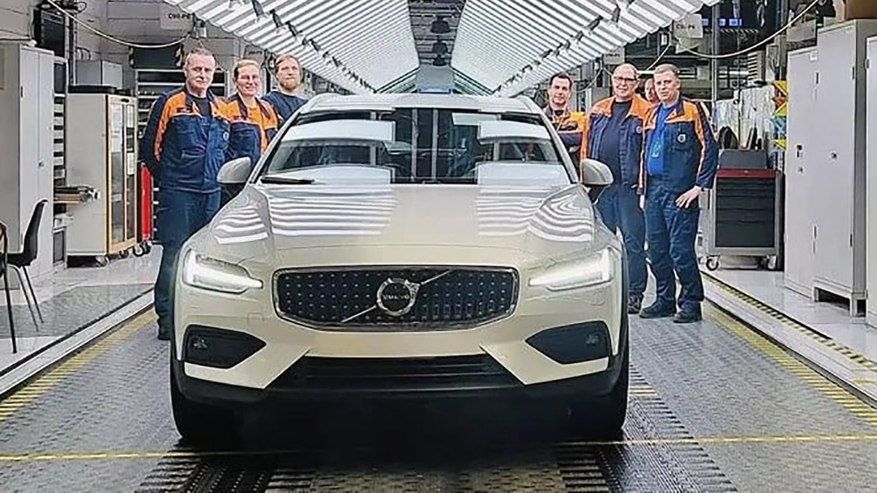 Volvo dice addio al motore Diesel, prodotta l'ultima vettura a gasolio