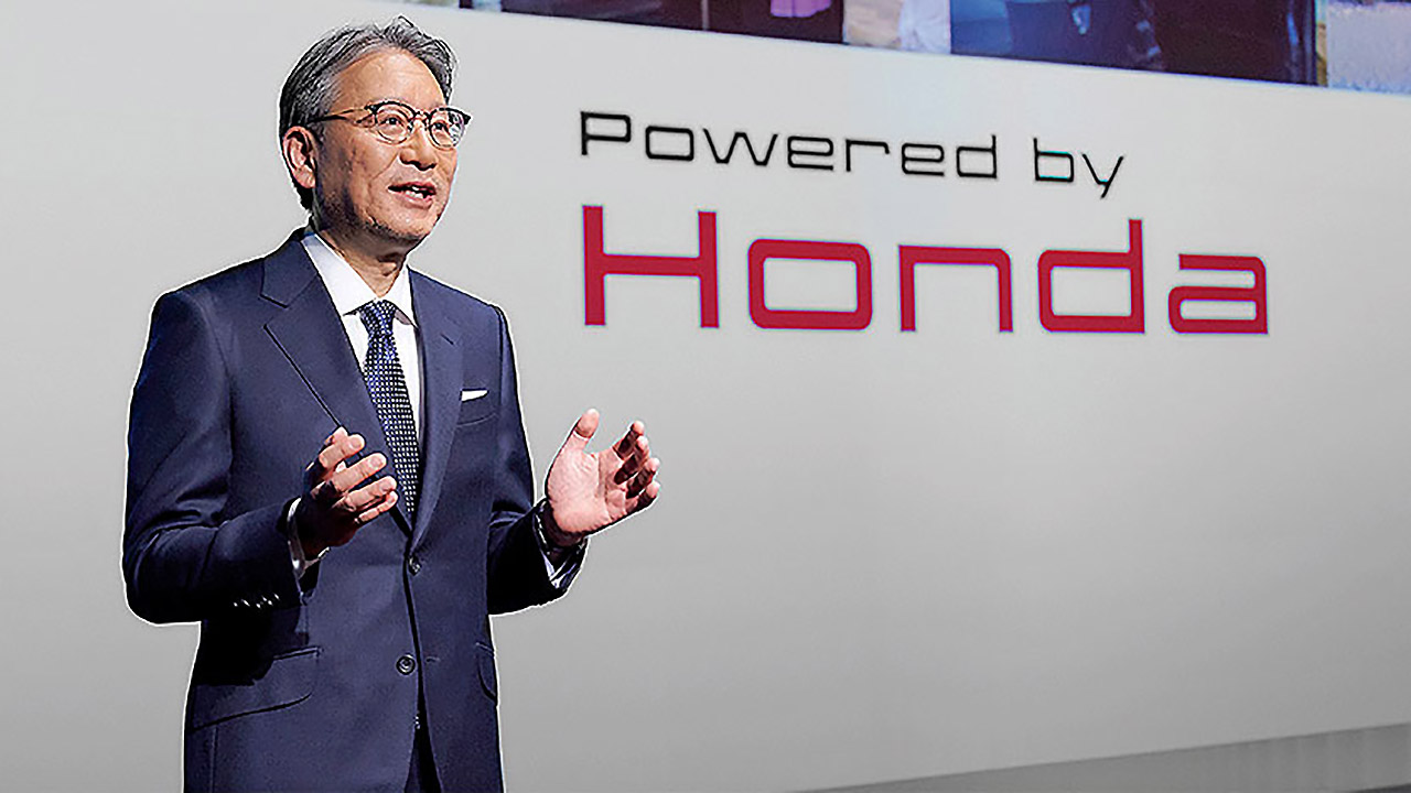Il CEO di Honda critica Toyota: "l'idrogeno non è la strada giusta"