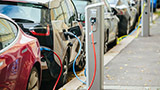 La Svizzera avvia le consultazioni per togliere un'esenzione alle auto elettriche
