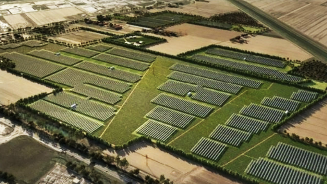 Piombino, c'è l'ok per il mega impianto agrivoltaico: ortaggi e vigne sotto i pannelli solari