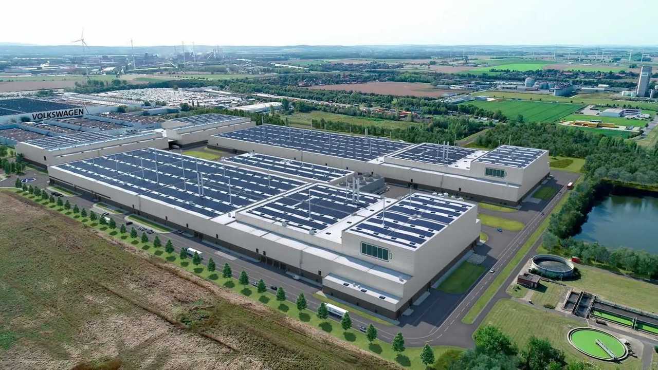 Volkswagen: via alla costruzione di una fabbrica di batterie in Canada 