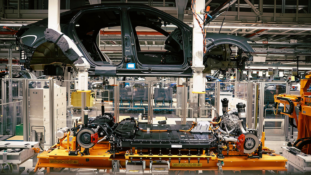 Audi inizia la produzione di Q8 e-tron e Q8 e-tron Sportback