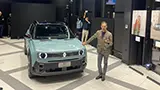 Renault alla Milano Fashion Week, una mostra fotografica celebra la R4 e la libert&agrave;