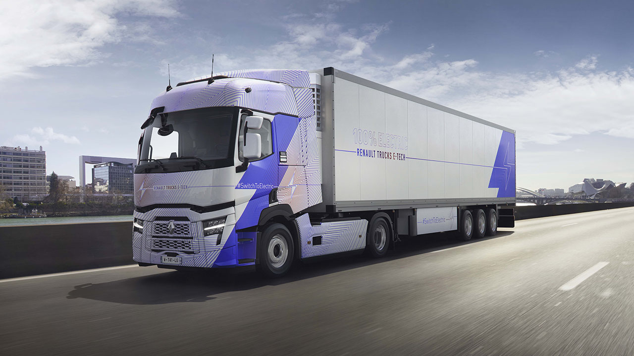 Renault Trucks, in arrivo due nuovi camion elettrici E-Tech, con batteria modulare