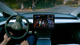 Tesla, la nuova beta della guida autonoma è più precisa grazie a machine learning e 165.000 video d'istruzione