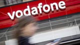 Swisscom pronta a comprare Vodafone Italia per 8 miliardi. Arrivano le dichiarazioni ufficiali