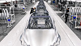 Tesla GigaBerlin, in arrivo il terzo turno di lavoro. Si punta a 5.000 auto per settimana