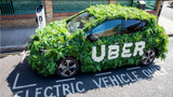 Uber sta spingendo i suoi conducenti verso le emissioni zero, con diverse strategie  