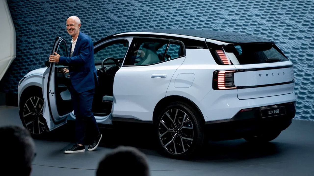 Volvo crede nell'auto elettrica: numeri e margine in crescita, EX30 fondamentale