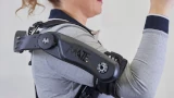 Meno di 3kg per 'diventare' bionici: l'ultima novit&agrave; di Comau &egrave; un esoscheletro passivo