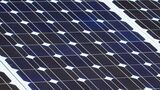Fotovoltaico: un reticolo ferroelettrico ne aumenta di 1000 volte l'efficienza 
