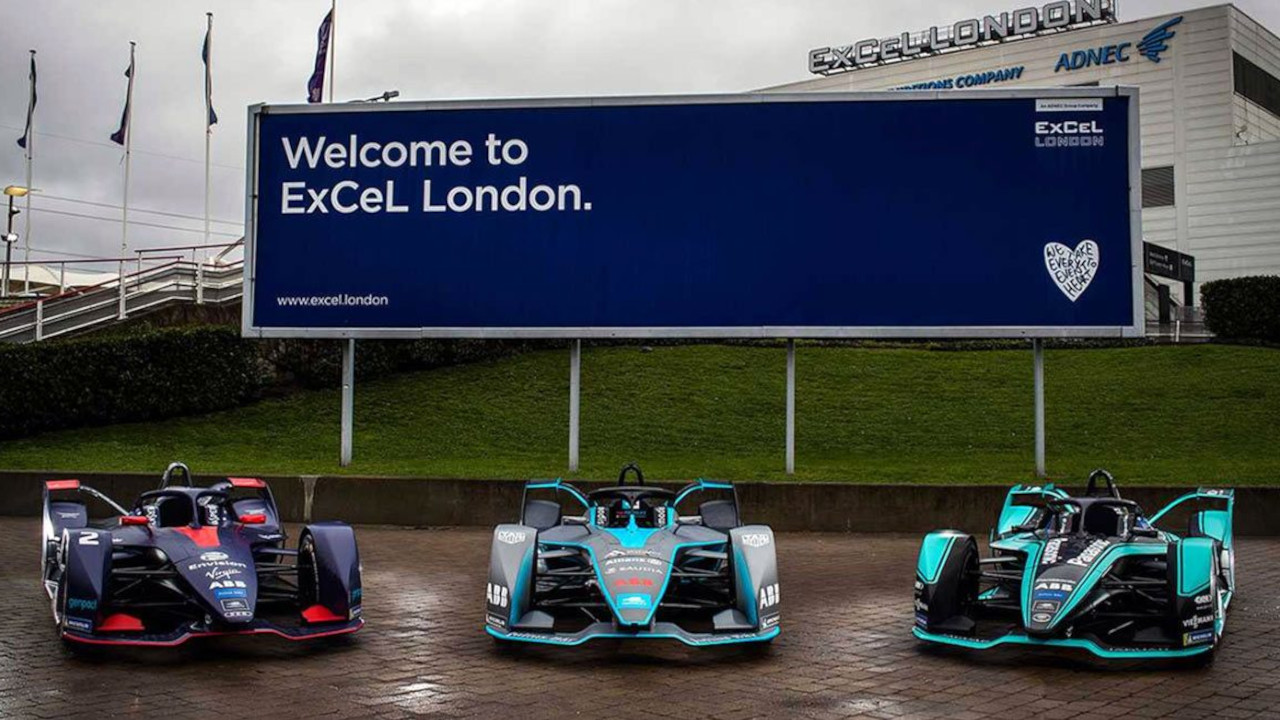 Formula E, a Londra per la prima volta si è corso su un circuito indoor-outdoor