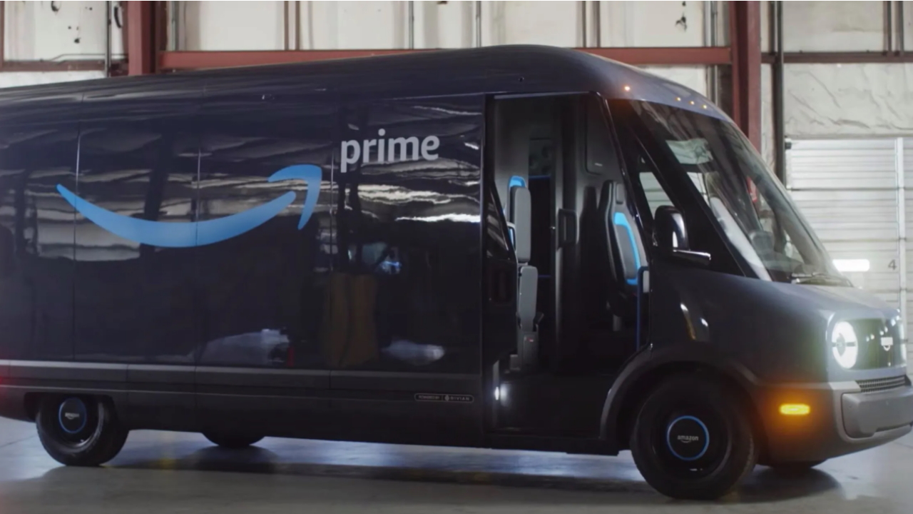 Amazon investir un miliardo di euro per i furgoni elettrici in Europa