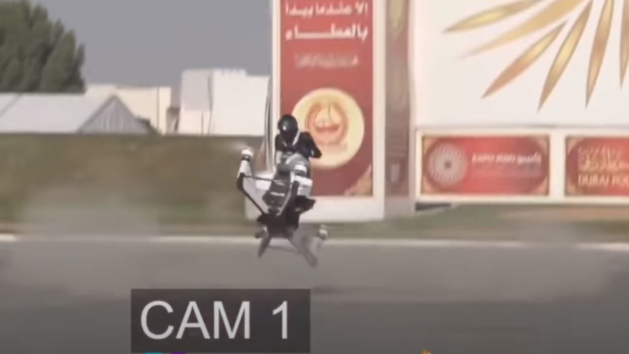 Continuano i test per l'Hoverbike Scorpion della Polizia di Dubai: non sempre però positivi