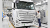 Hyundai e mobilità a idrogeno: presentato negli Usa il camion a celle a combustibile XCIENT