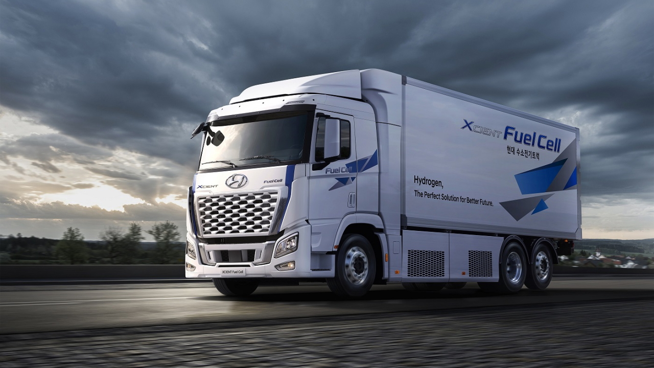 Hyundai: nuova versione del camion a idrogeno Xcient