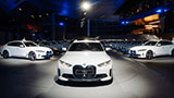 L'elettrica i4 è tra le più desiderate: BMW costretta ad aumentare i turni in fabbrica