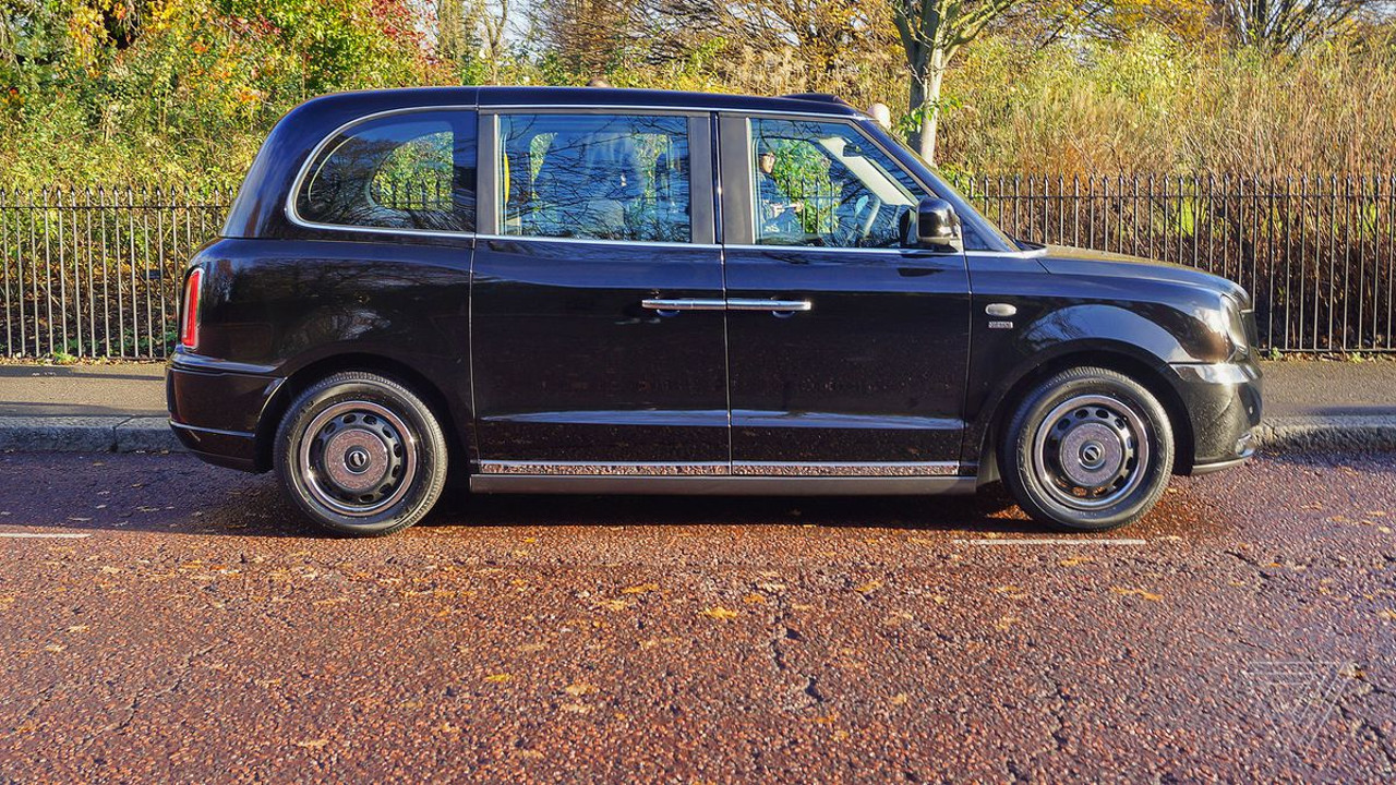 Londra, operativi i nuovi Taxi elettrici marchiati LEVC: London Electric Vehicle Company