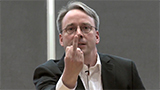 Torvalds, l'AI e il "debug infernale" Intel Xe: 24 patch di debug e 18 boot per una riga