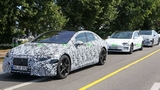 Mercedes-Benz EQS: i prototipi si mostrano nelle foto spia insieme ad alcune Tesla