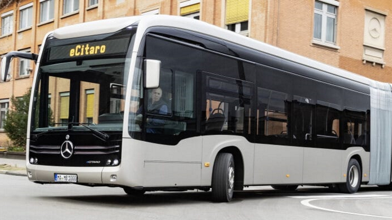 Mercedes-Benz eCitaro G: l'autobus articolato e full electric che cambia il trasporto pubblico