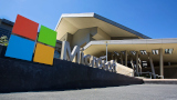 Microsoft cambia rotta sul lavoro ibrido: dal 2026 tre giorni obbligatori in ufficio