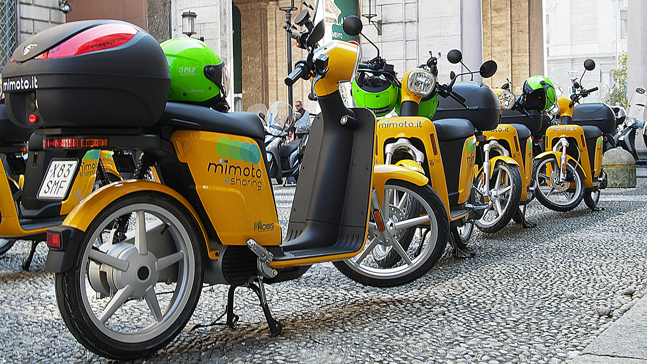 MiMoto: lo scooter sharing milanese si fa elettrico
