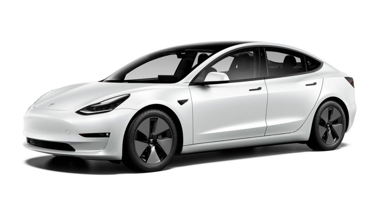 Tesla Model 3  ora l'auto elettrica pi venduta anche in Italia
