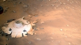 NASA Ingenuity completa il 33° volo su Marte nonostante un detrito impigliato a un supporto