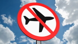 La Francia vieta i voli aerei nazionali a corto raggio. "Usate i treni"