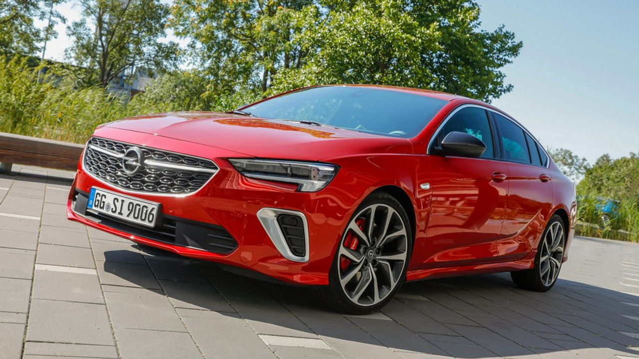 Nuova Opel Insignia: l'ammiraglia alla seconda generazione