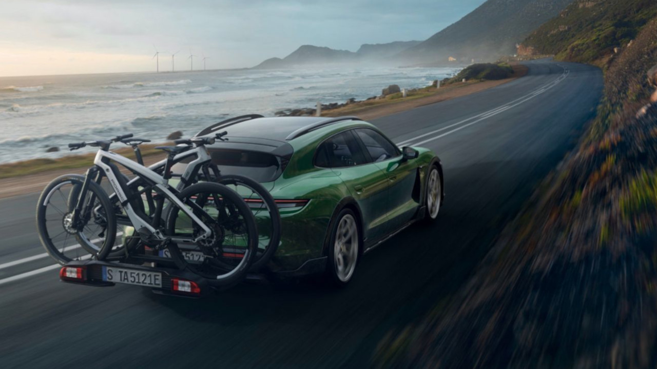 Porsche, due nuove e-bike di lusso: design raffinato e componenti top di gamma