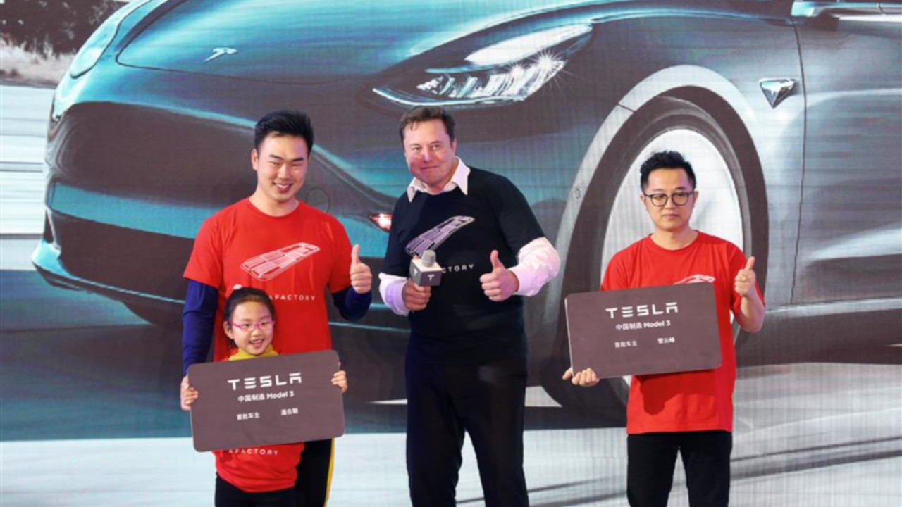 Tesla consegna le prime Model 3 ''Made in China'': annunciati altri progetti per Gigafactory 3